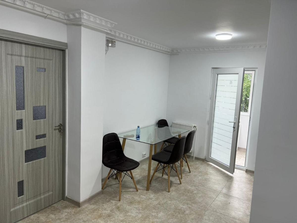 Eric Apartment Бузэу Экстерьер фото